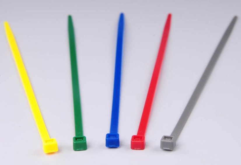 Páska  /otváracia/ viazacia 300 X 4,8mm čierna-100ks-balenie