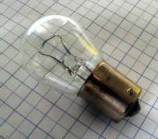 Hella Žiarovka 12V 21W BA15s LL číra