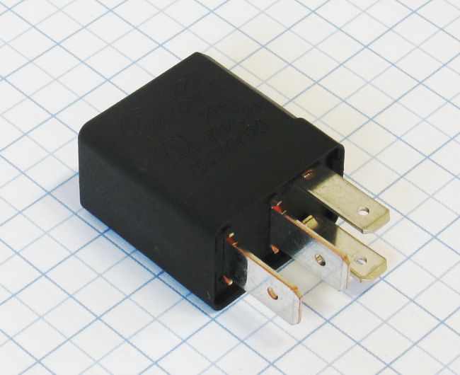 MTA Relé 12V - MICRO 20A - čierne - 4 kontakt