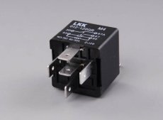 AUTOLAMP Relé prepínacie 24V 20A
