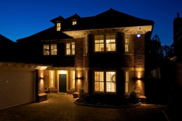 Ktoré vonkajšie svetlá na fasádu vybrať?