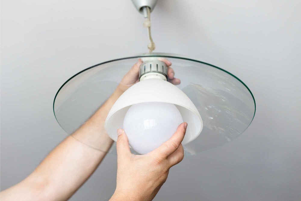 Výmena
					žiarovky