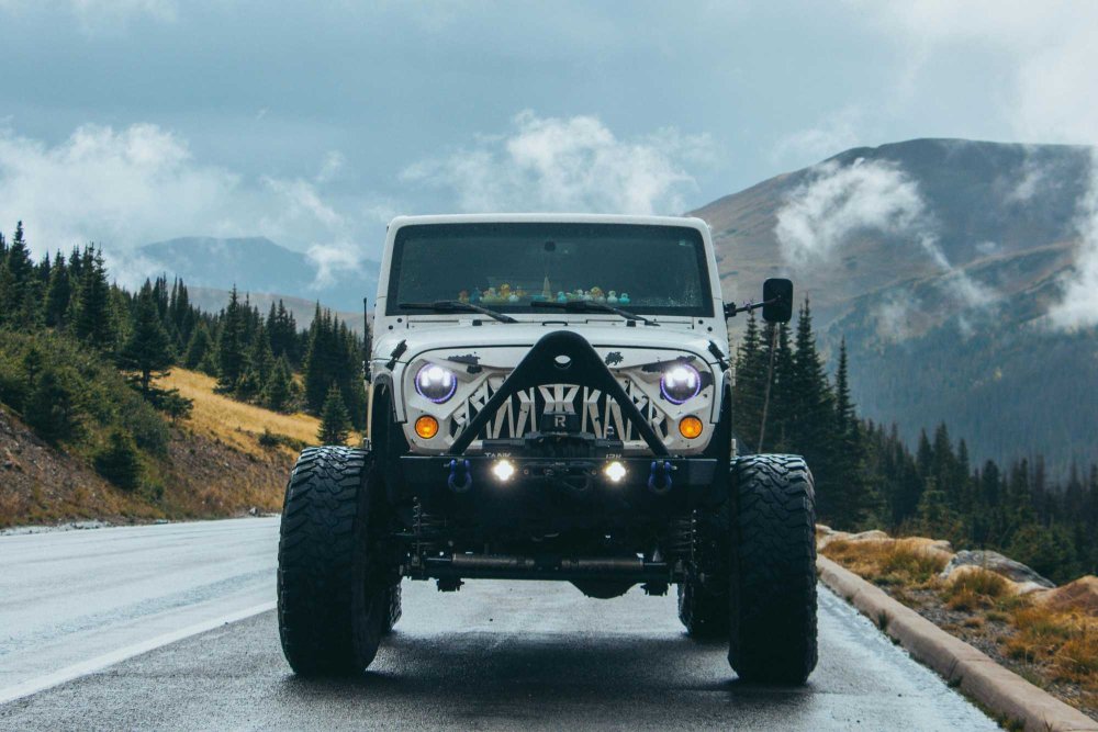 Pridané diaľkové
					svetla